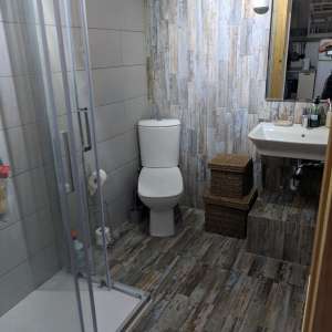 Bathroom and Tiling